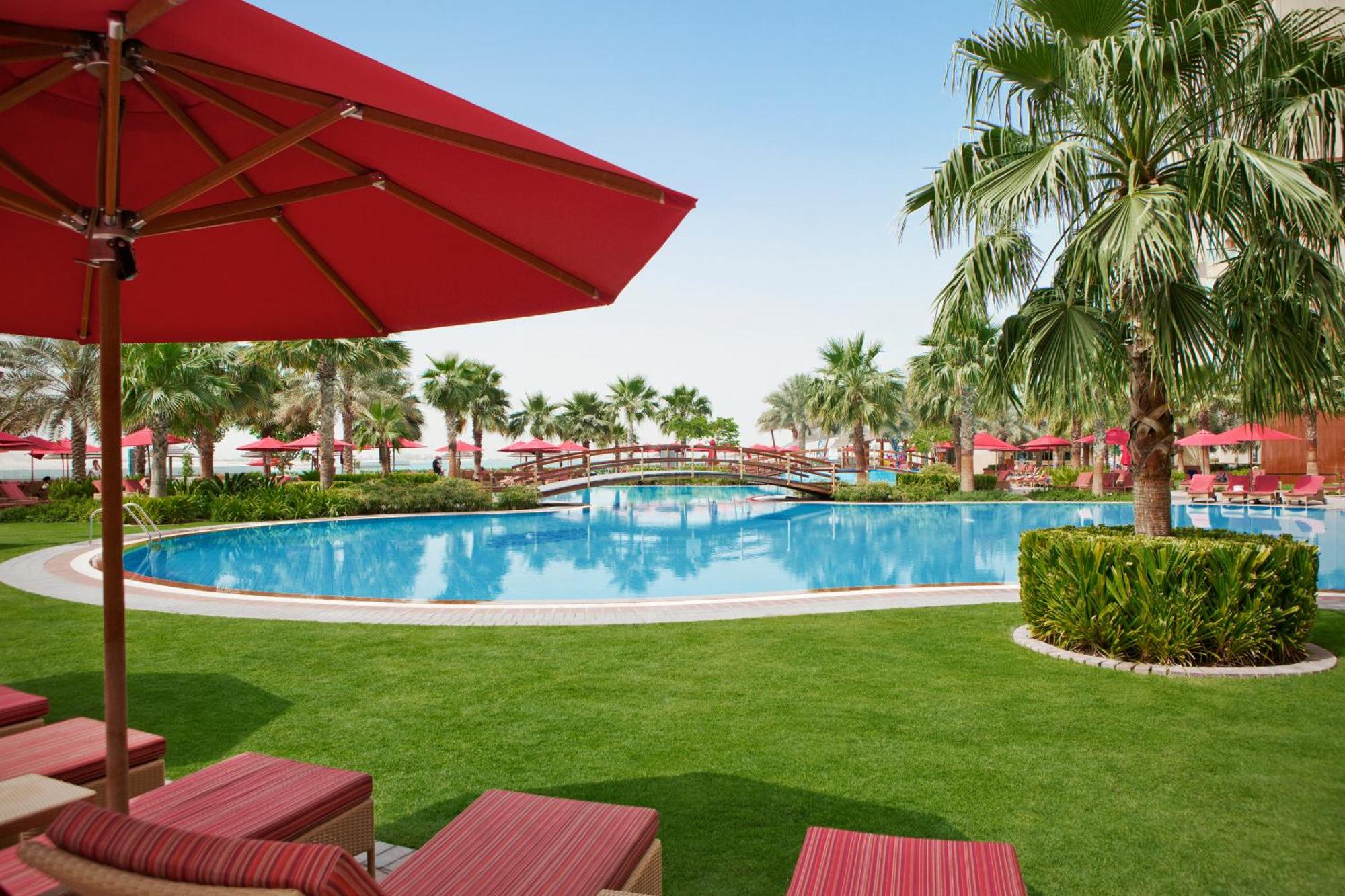 Khalidiya Palace Rayhaan pool