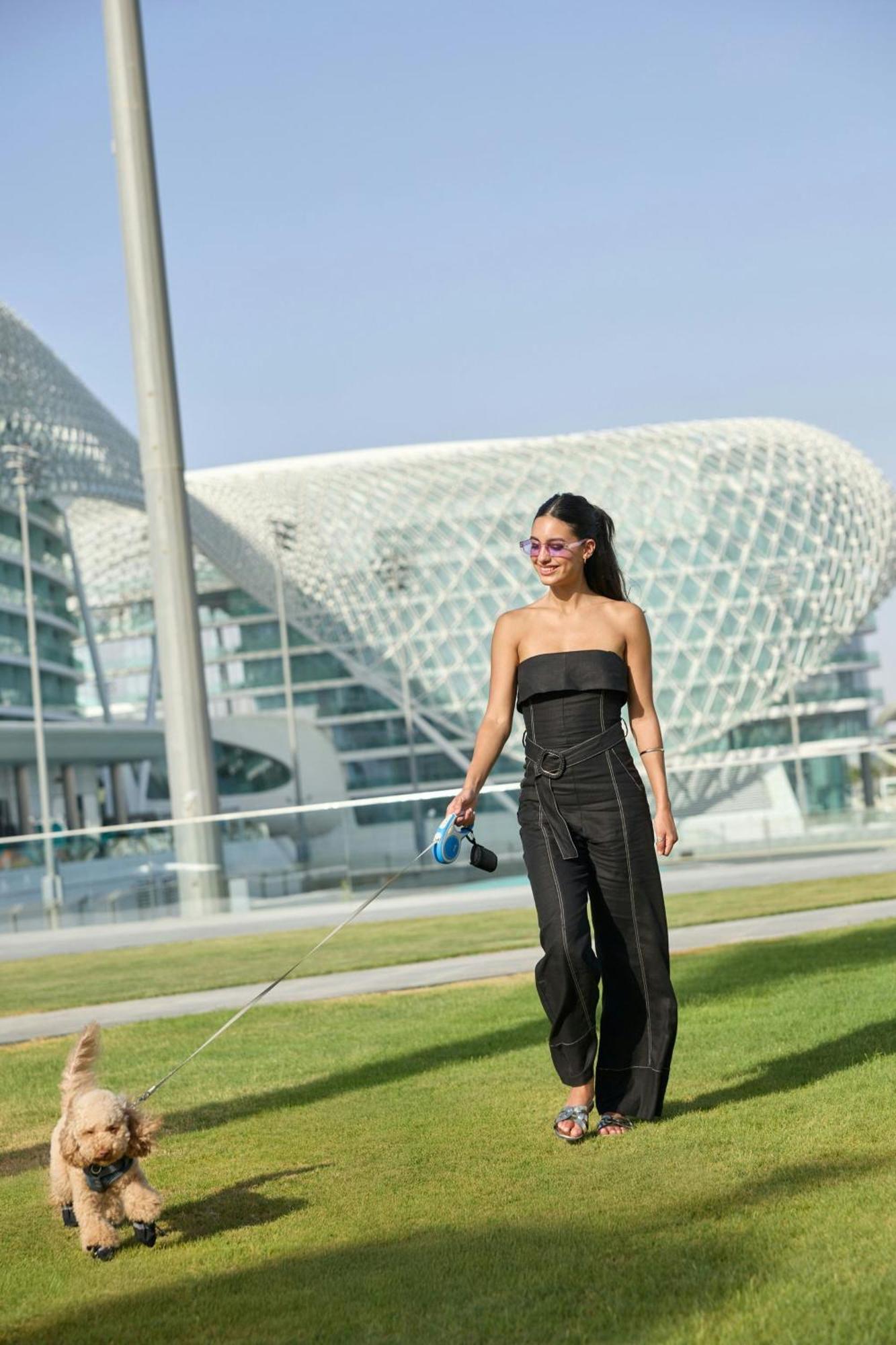 W Abu Dhabi Yas Island pool