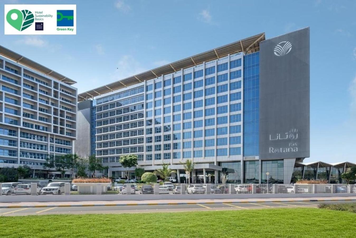 Park Rotana Abu Dhabi exterior