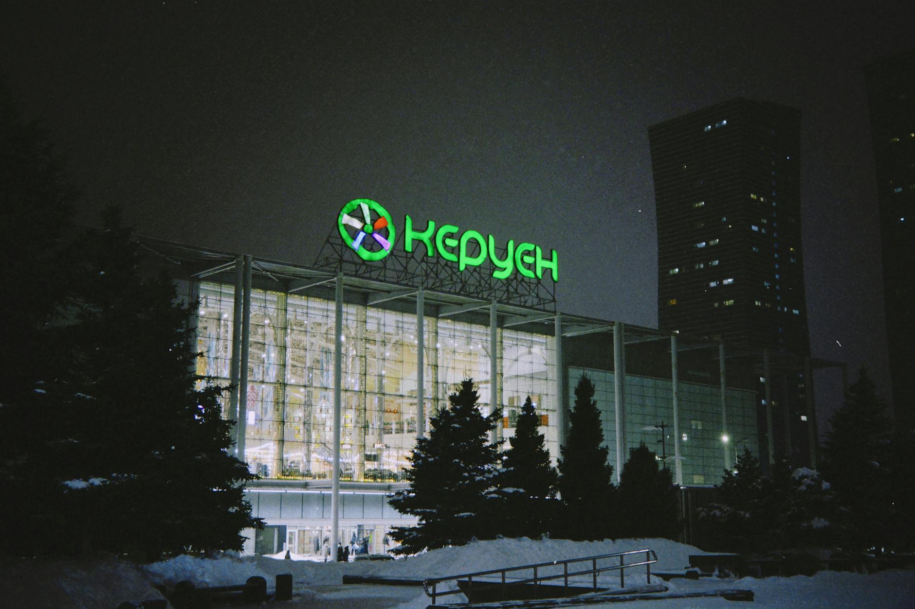 Where to Find Those Perfect Souvenirs: Astana's Best Viewpoints and Shopping - Astana