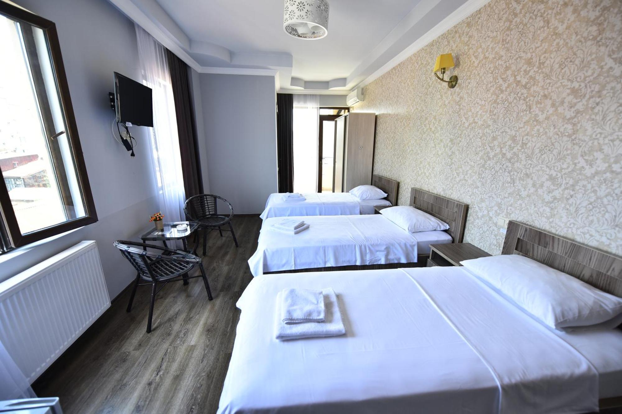 Hotel Phaliashvili interior