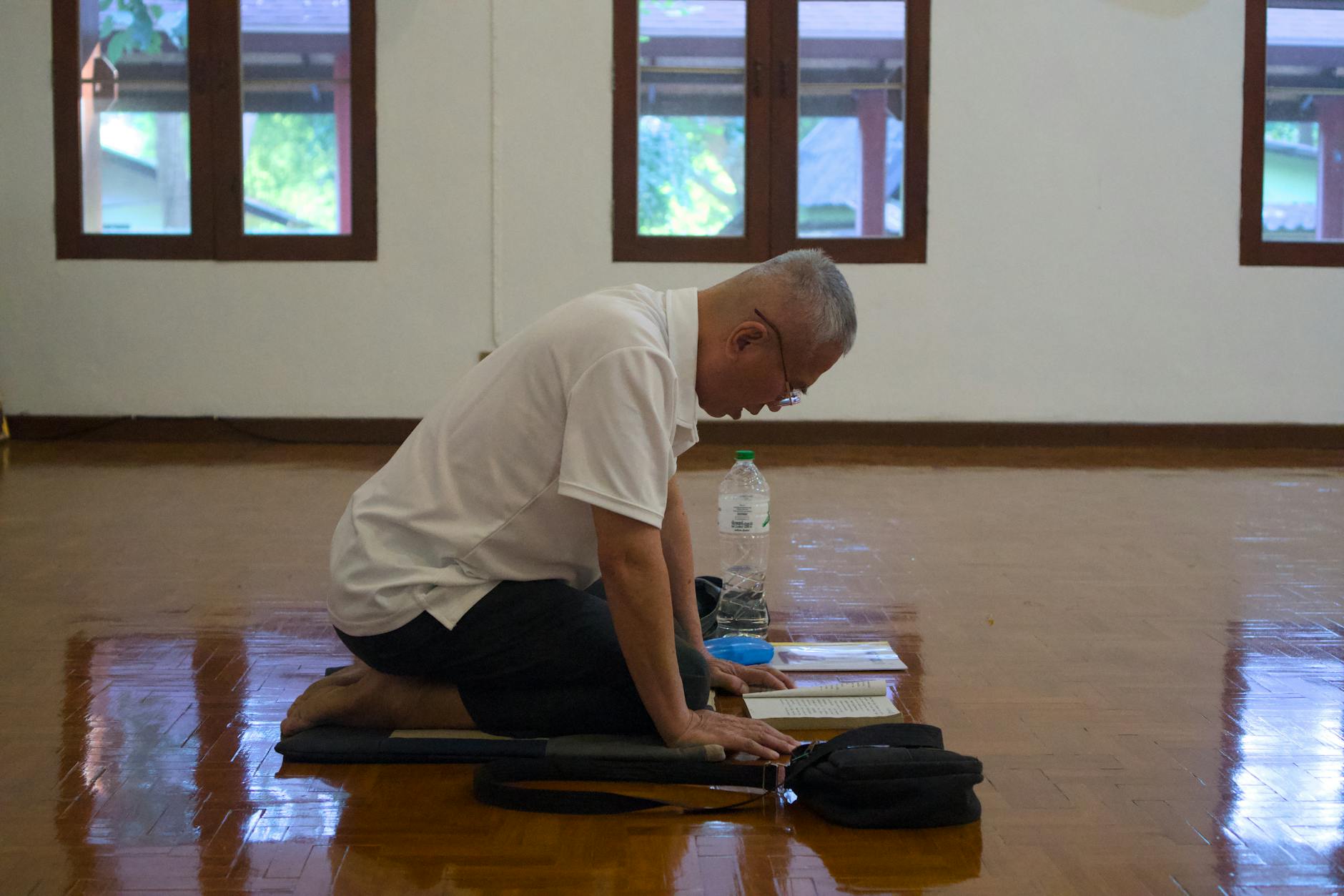 Conversing with Monks and Temple Ceremonies - Chiang Mai