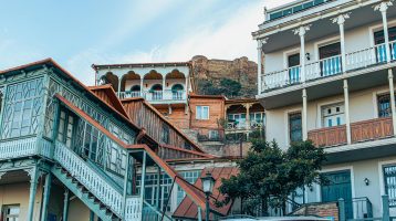 photo Tbilisi's Hidden Gems: Explore Vibrant Neighborhoods