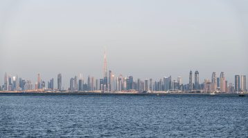 photo Abu Dhabi Beats Dubai in Hotel Guest Scores (2026 Data)