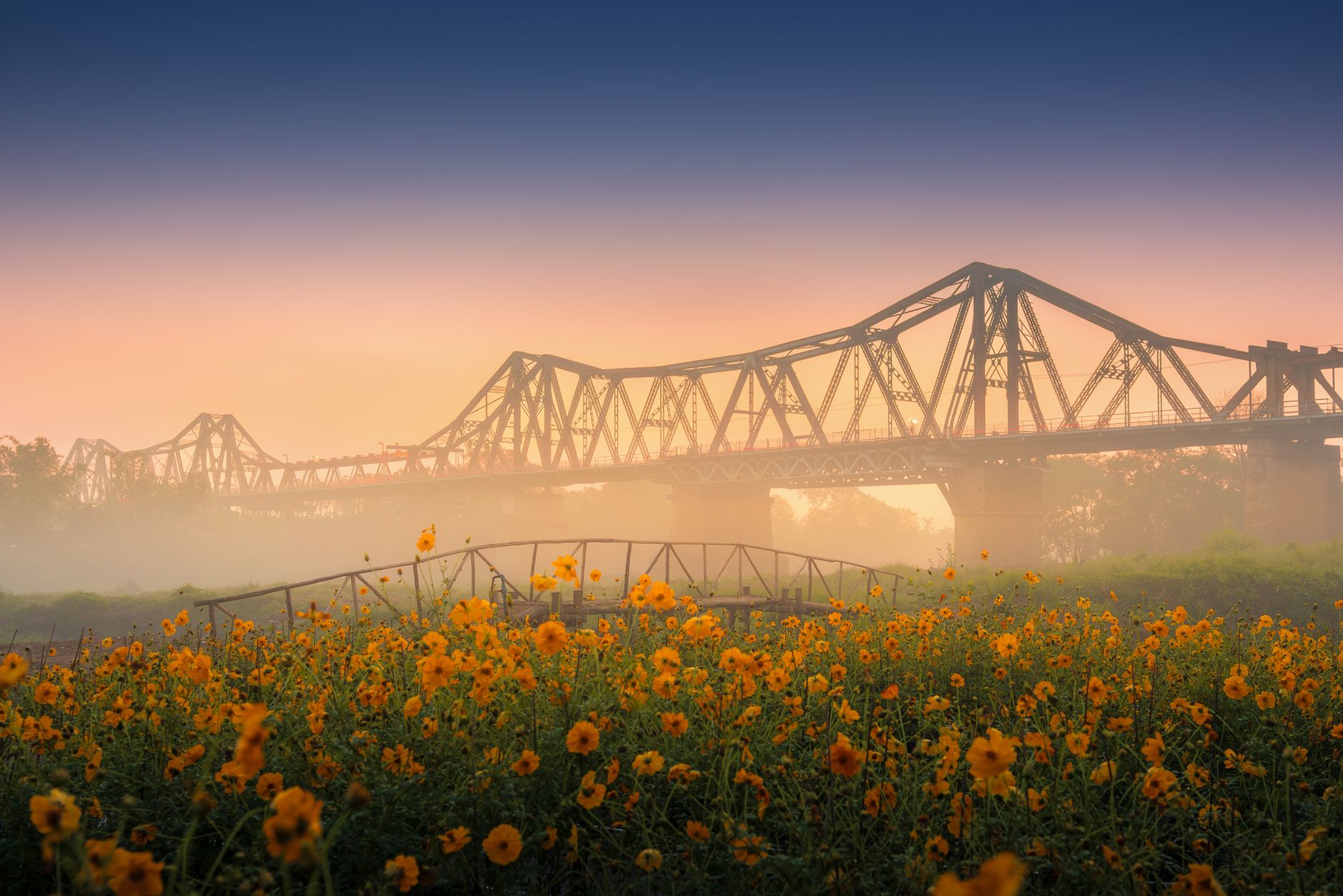Long Bien bridge over the Red River