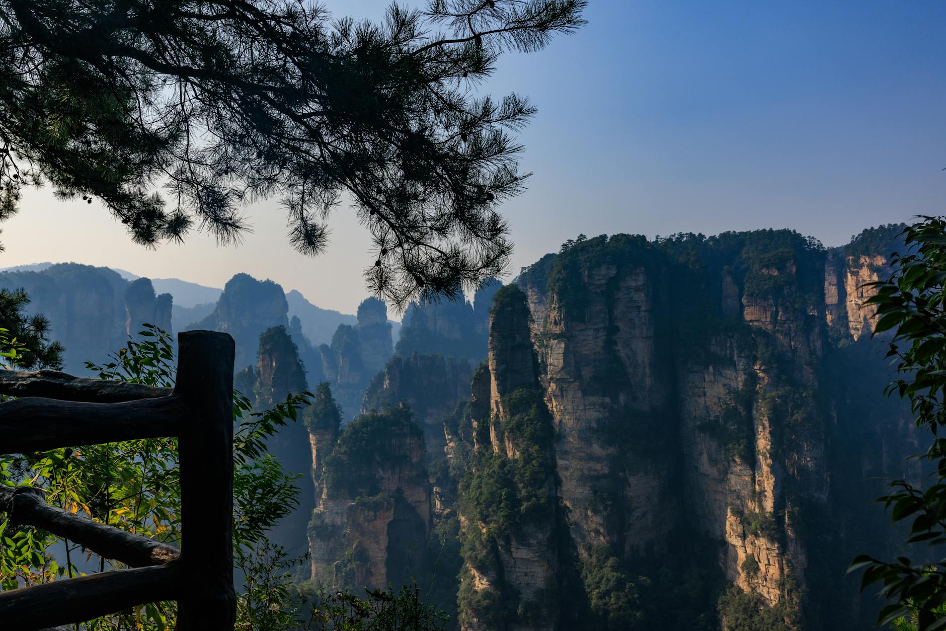 How to Save Money in Zhangjiajie: Tips for a Budget Trip - Zhangjiajie