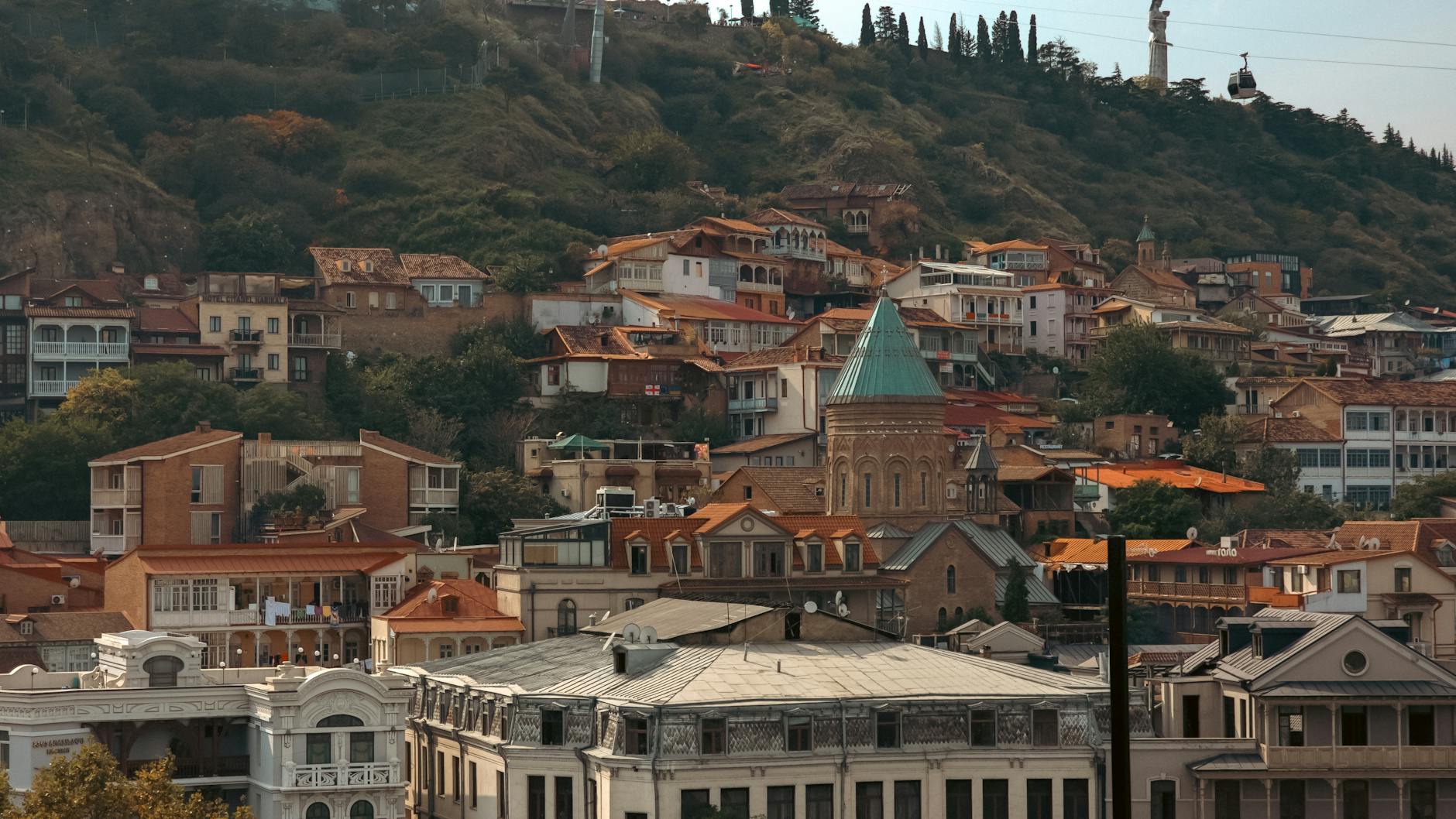 Sololaki: Caucasian Paris in the details - Tbilisi