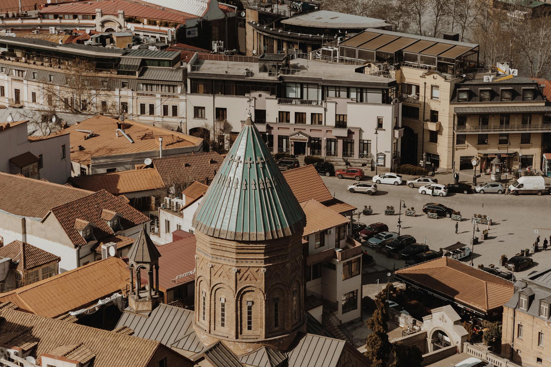 What to see in Tbilisi beyond the center: Vera and Vake - Tbilisi