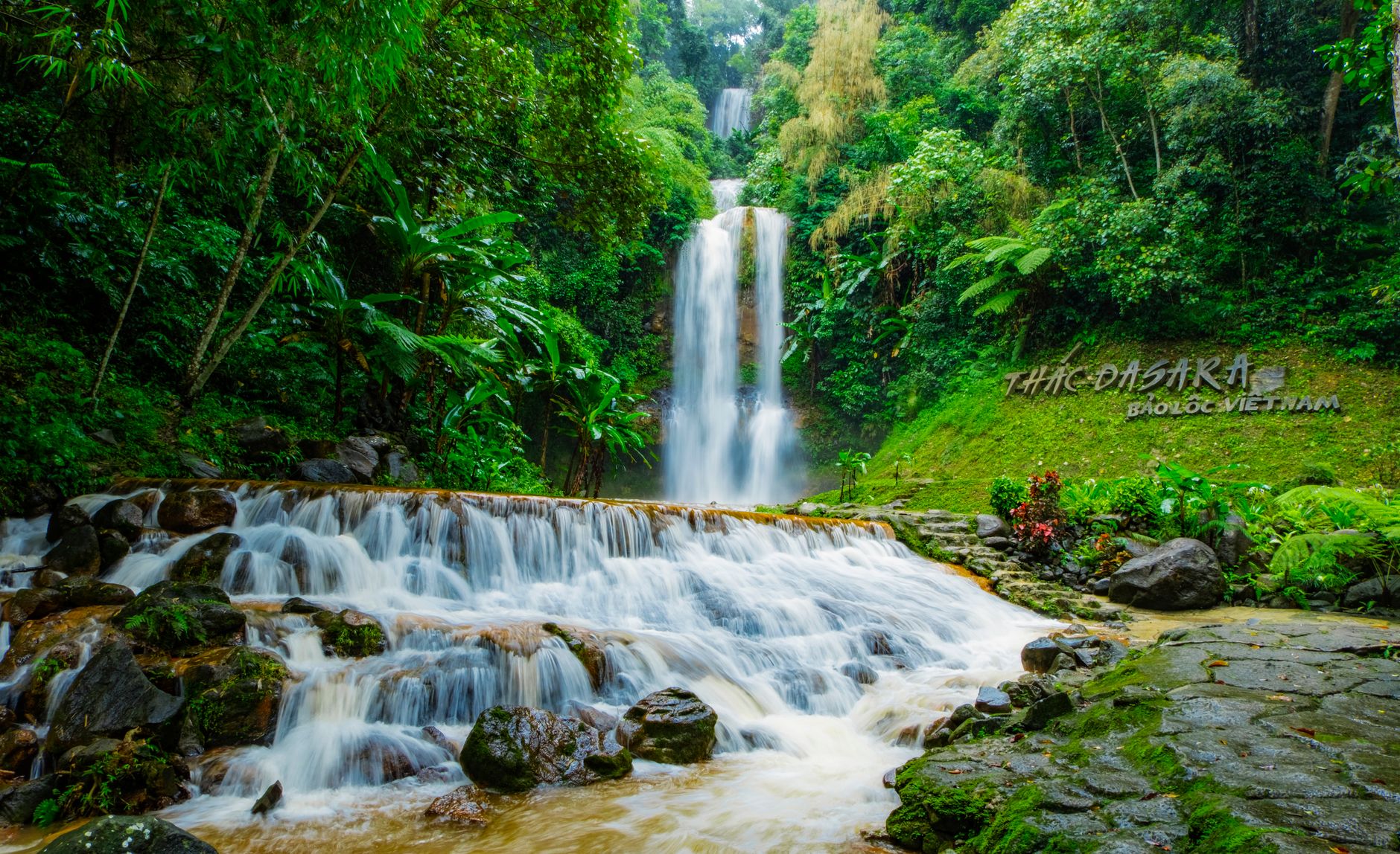 Ba Ho waterfall north of Nha Trang