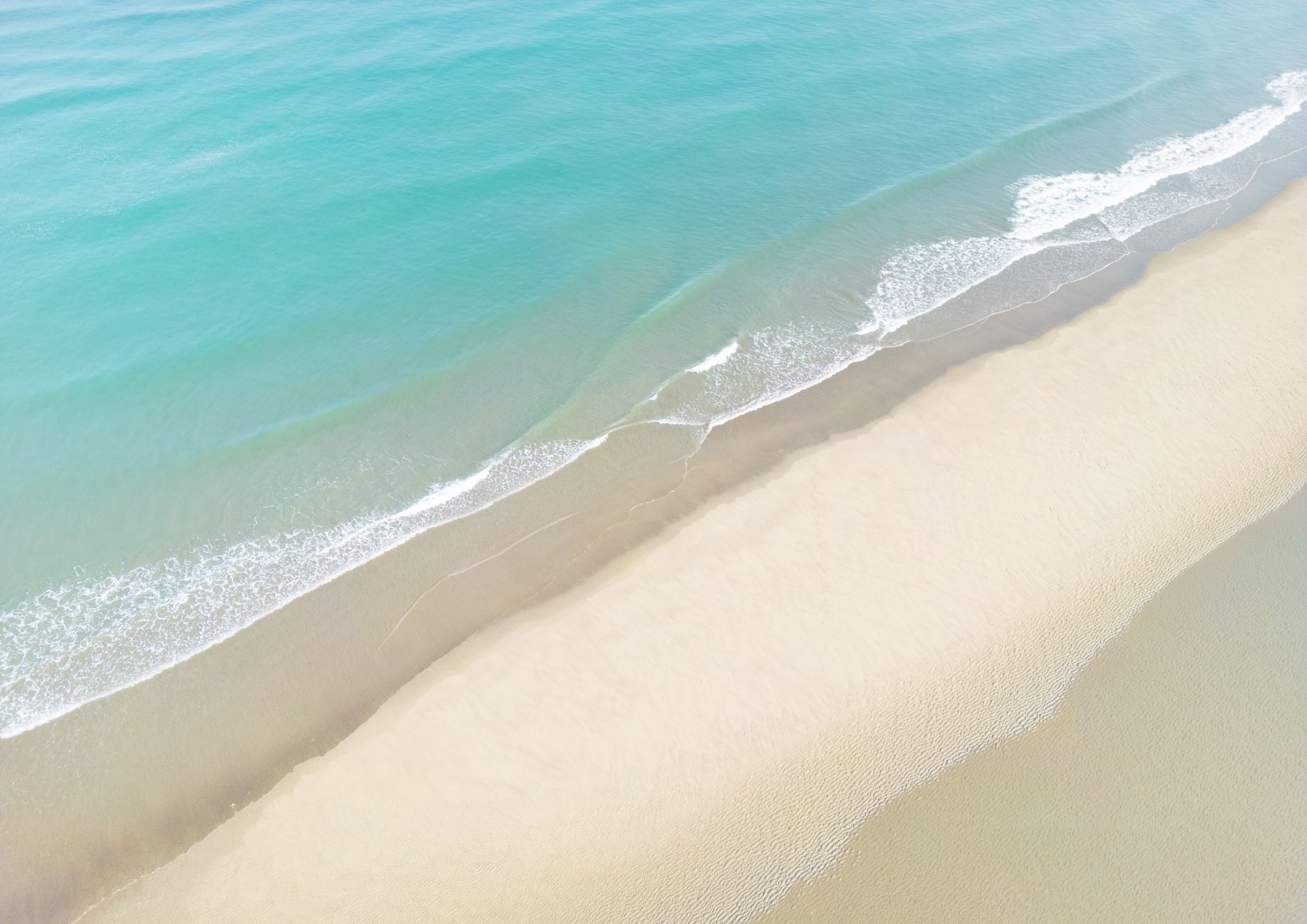 White sand at Doc Let beach