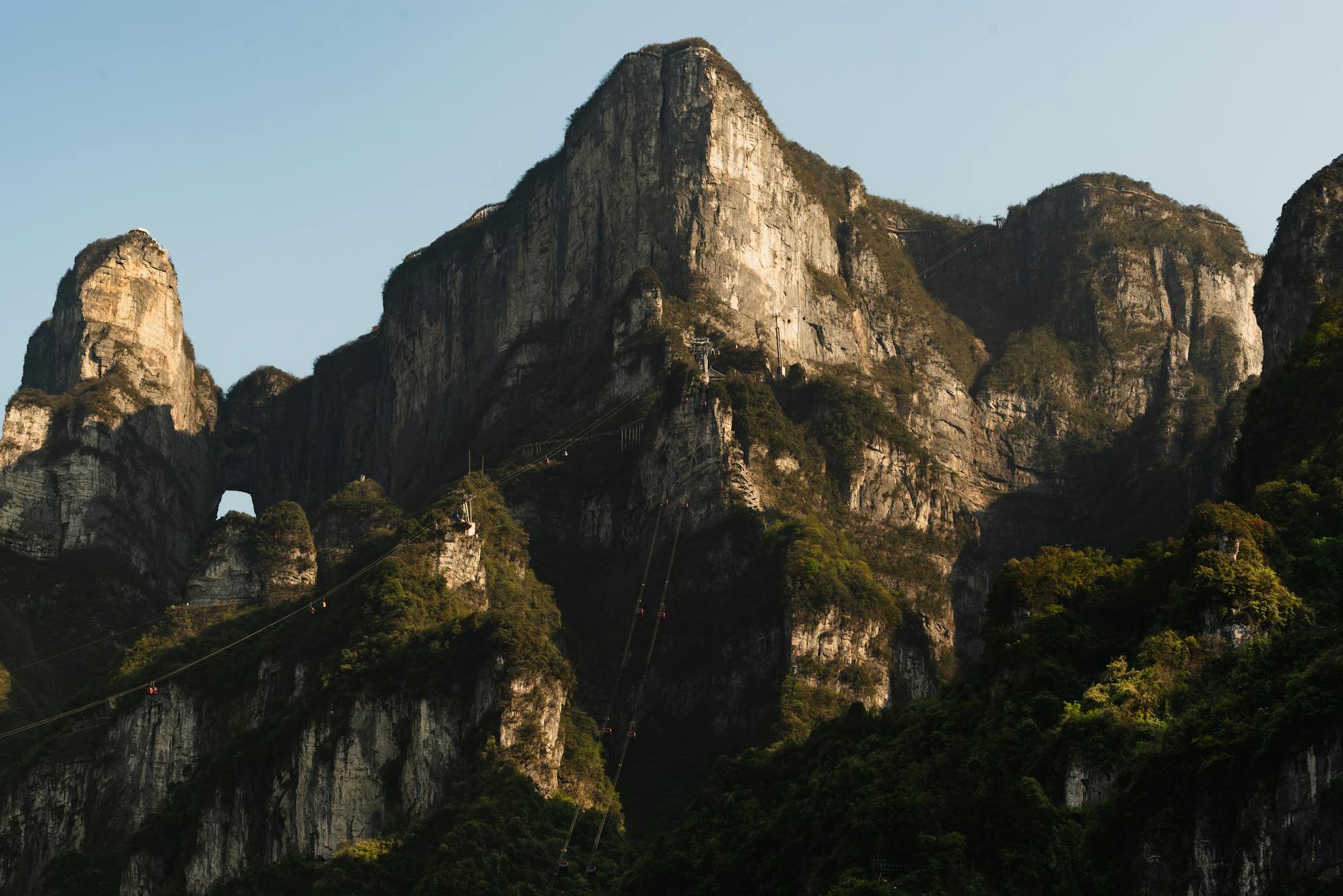 Beyond the park: Tianmen Mountain and Grand Canyon - Zhangjiajie