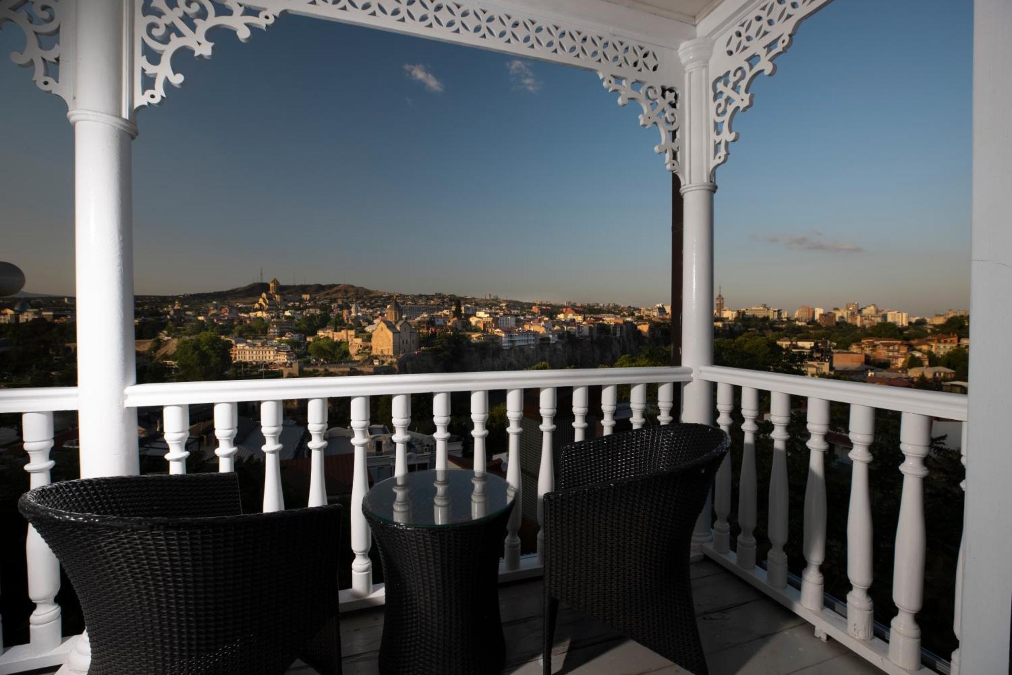 Citadel Narikala Hotel room