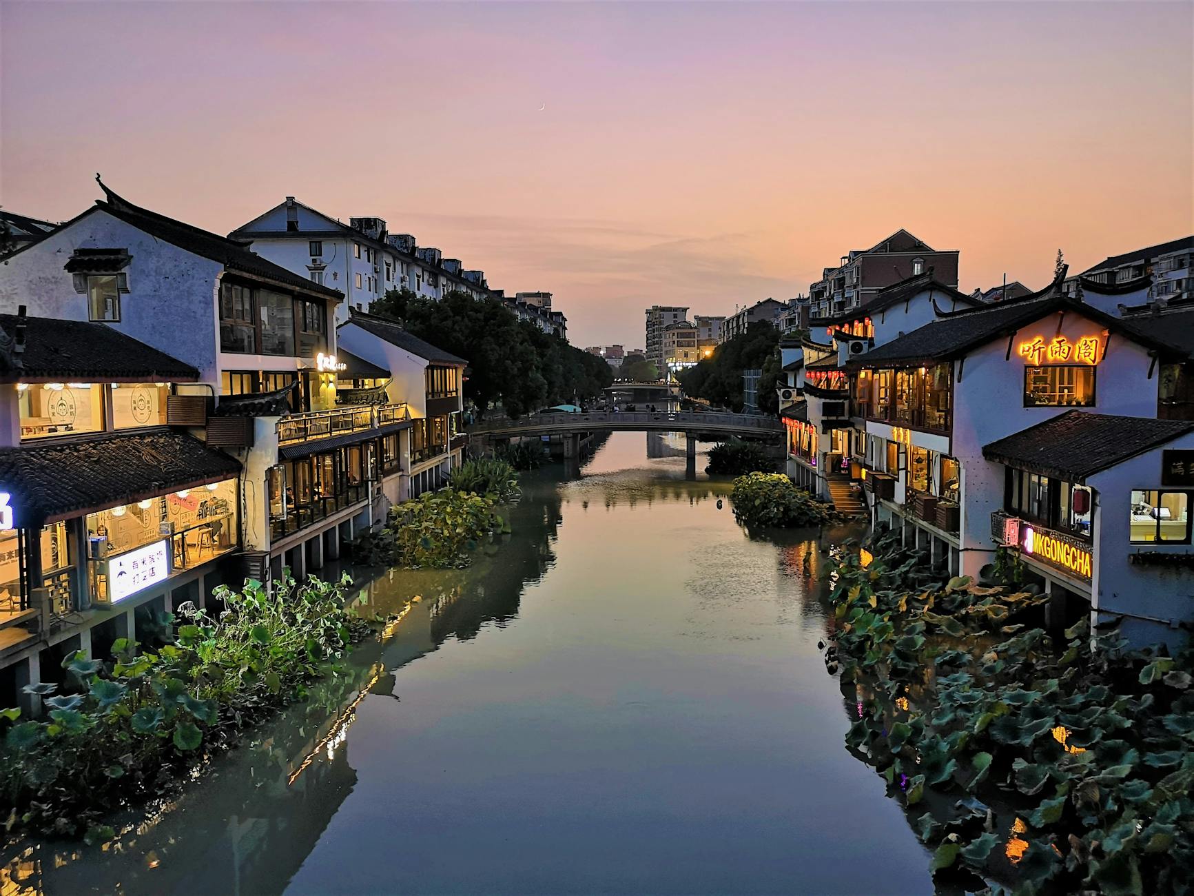Option 1: A Trip to Zhujiajiao Water Town - Shanghai
