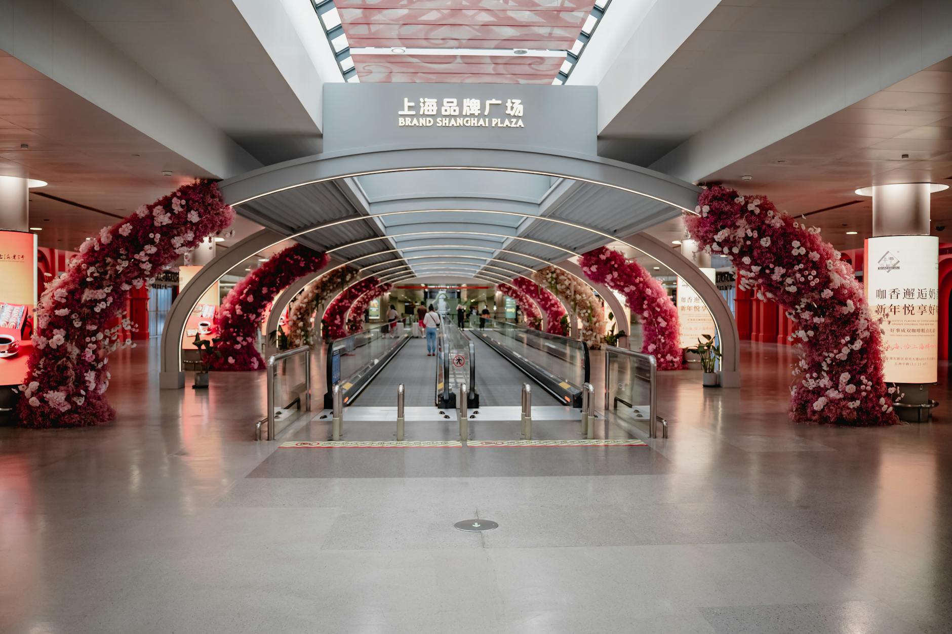 How to Get to Shanghai and Where to Stay - Shanghai