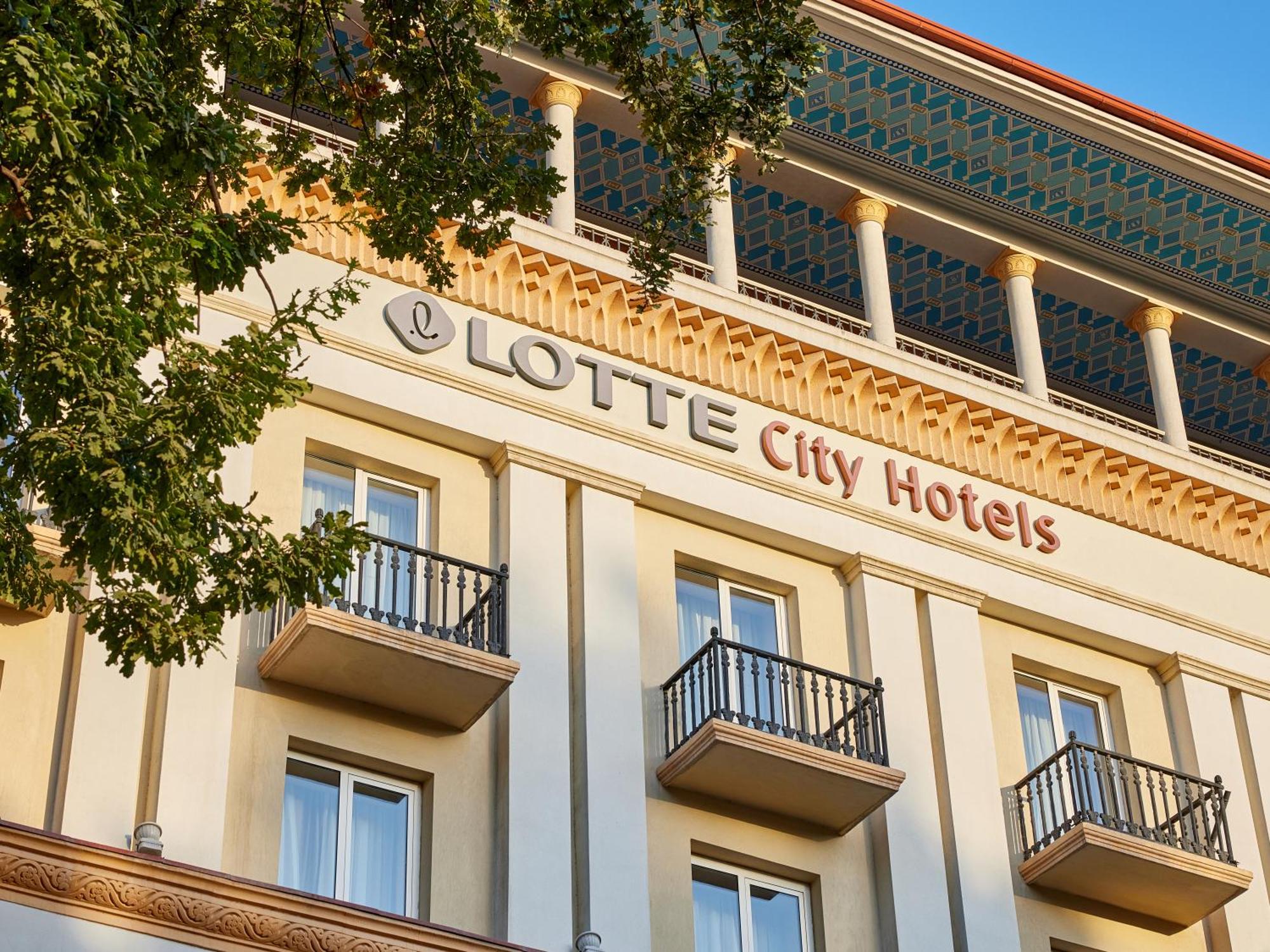 Exterior of LOTTE City Hotels Tashkent Palace