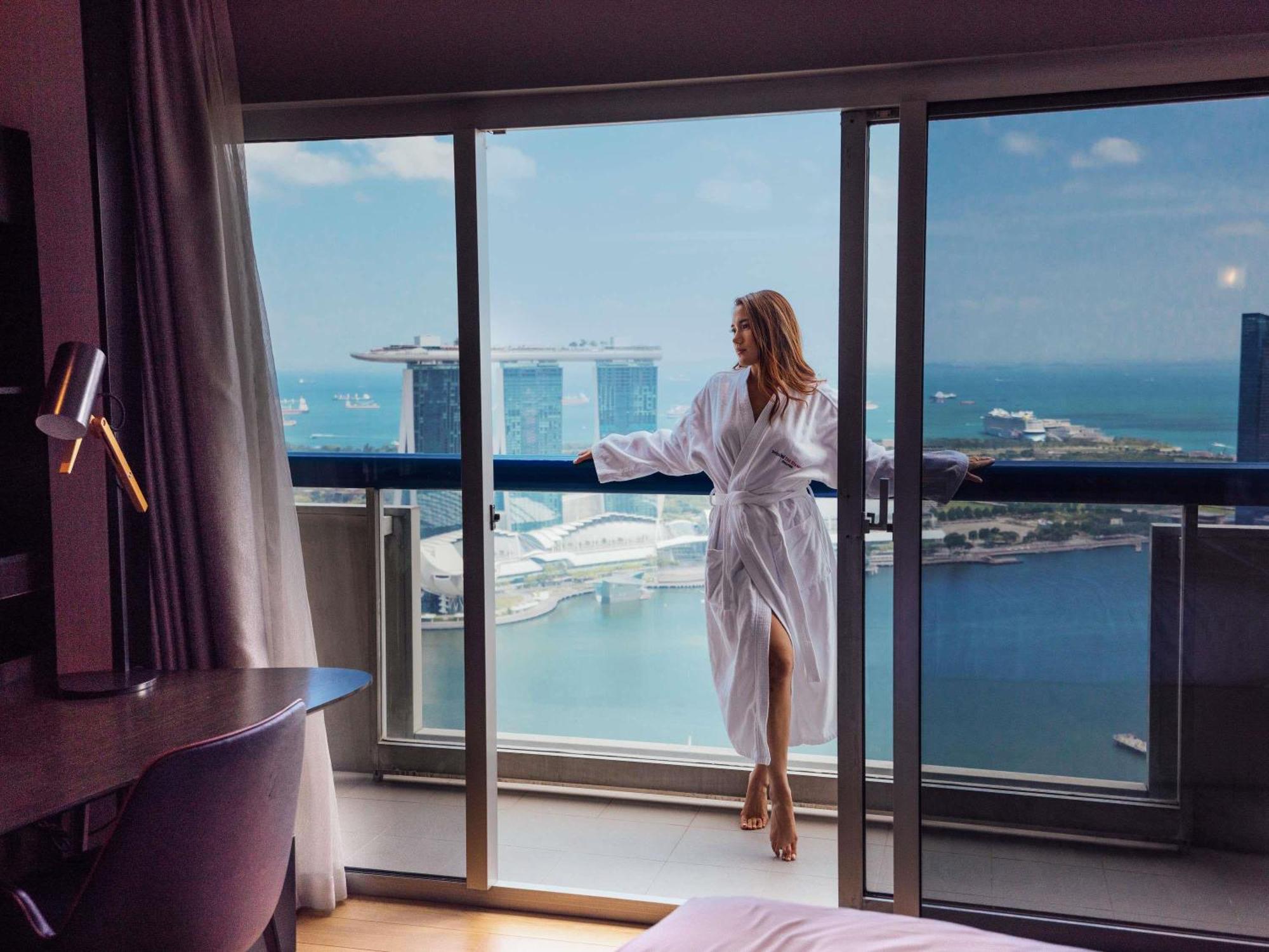 Swissotel The Stamford Singapore exterior with city view