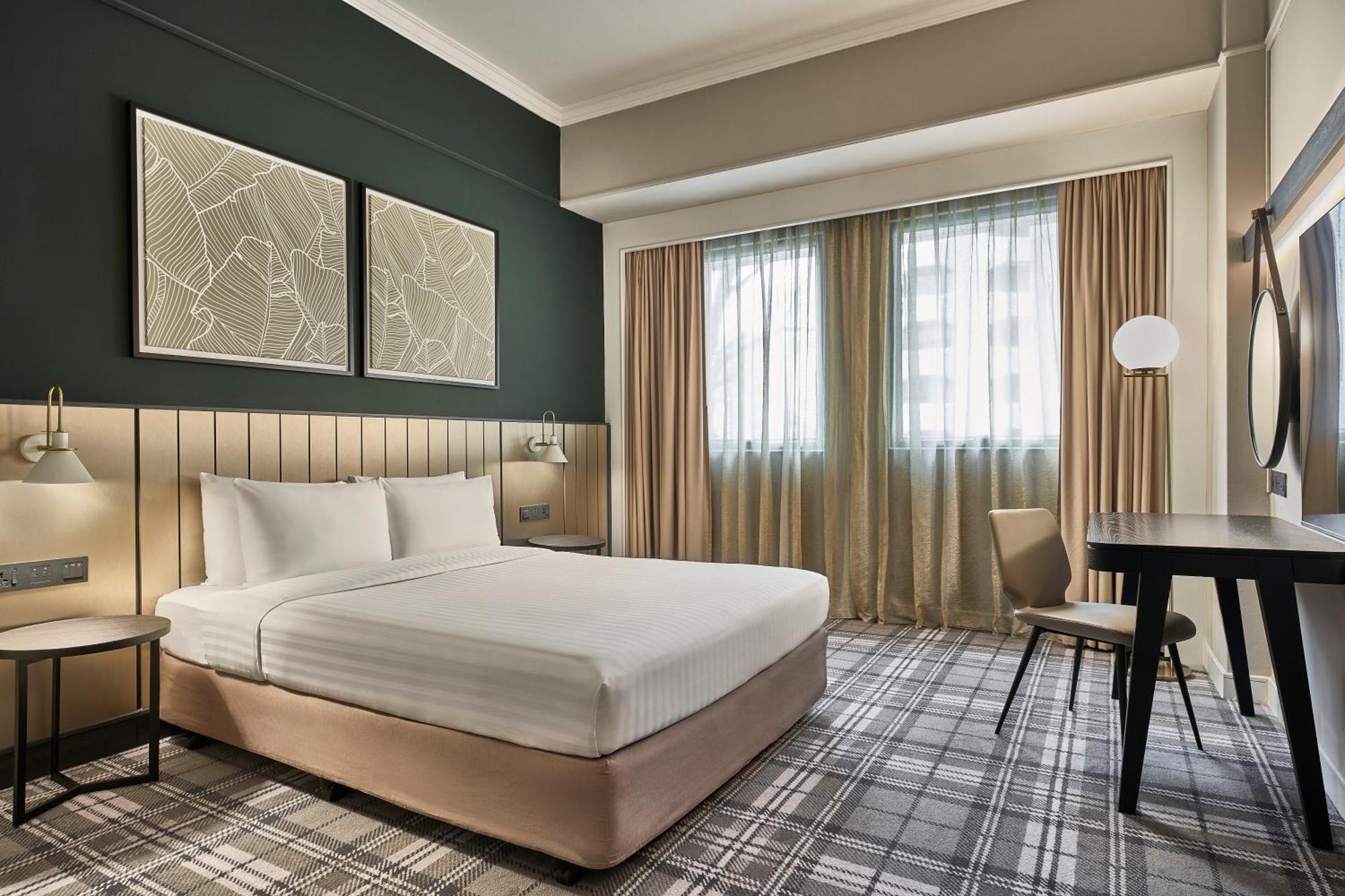 Vibe Hotel Singapore Orchard exterior